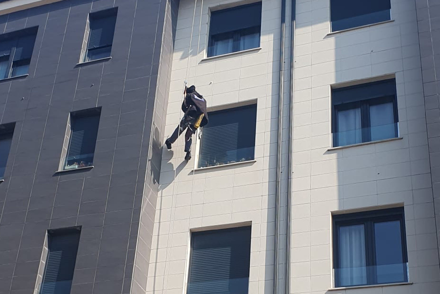 Mesa de trabajo 2 copia 4222